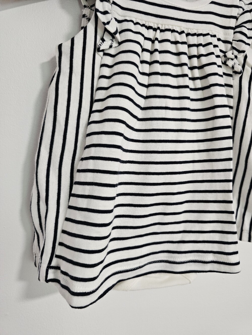 🧸2/20$ Petit Bateau Size 3M Striped Ruffle Sleeve Dress Baby Girl - Picture 2 of 7